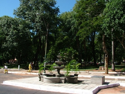 Asuncion 002 - Plaza de Uruguay - Paraguay