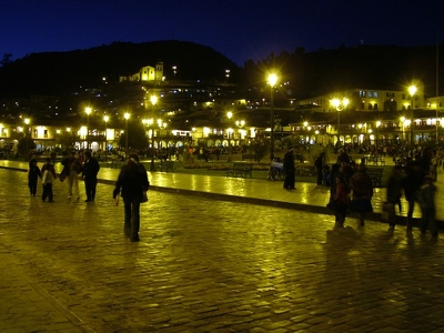 Cusco 121 - Plazza de Armas nuit - Perou