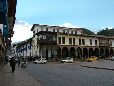 Cusco  322 - Plazas des armas - Perou