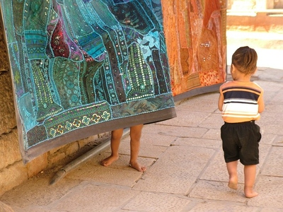 Jailsamer 3 007 - Enfants derriere tenture - Inde
