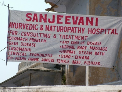 Jaipur 015 - Pancarte naturopathie - Inde