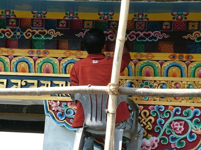 Mc Leod Ganj 002 - Peintre temple - Inde