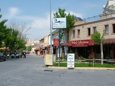 Goreme 008 - Rue village - Turquie