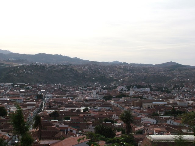 Sucre_018_-_Vue_den_haut_-_Bolivie.jpg
