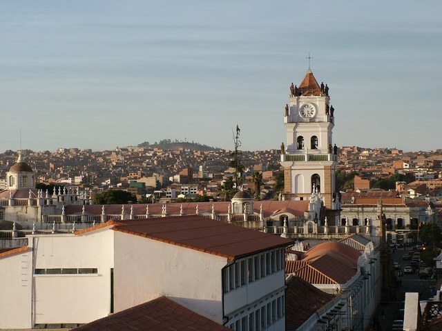 Sucre_067_-_Vue_d_en_haut_-_Bolivie.jpg