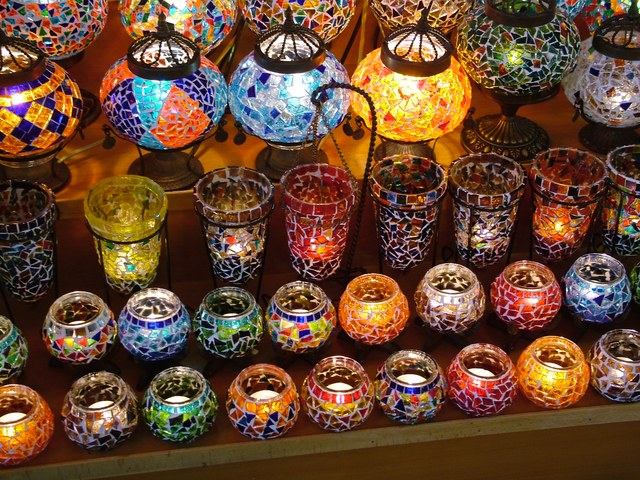 033_-_Istanbul_-_Bazar_lampes_details_-_Turquie.jpg