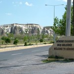 Goreme 097 - Entree village - Turquie