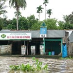 Mekong - 144 - Station essence - Vietnam