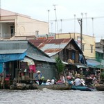 Mekong - 147 - Maison neuve et vieille - Vietnam