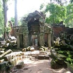 Angkor - 147 - Ta Prohm - Entree - Cambodge