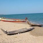 Mamallapuram 132 - Bateau avant et apres tsunami - Inde