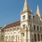 Cochin 002 - Basilique Santa Cruz - Inde