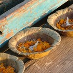 Benares Varanasi 078 - Bord du Gange Bougies puja - Inde