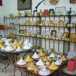 Essaouira 001 - Poteries berberes magasin - Maroc