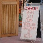 Saint Louis 099 - Cybercafe, reveil de la femme - Senegal