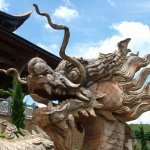 Dalat - 056 - Tete du dragon en pierre - Vietnam