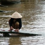 Mekong - 155 - Nettoyage de nourriture - Vietnam