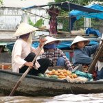 Mekong - 138 - Femmes dans barque - Vietnam