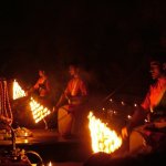 Benares Varanasi 298 - Puja du soir Godaulia - Inde