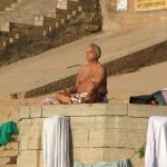 Benares Varanasi 130 - Bord du Gange Meditation - Inde